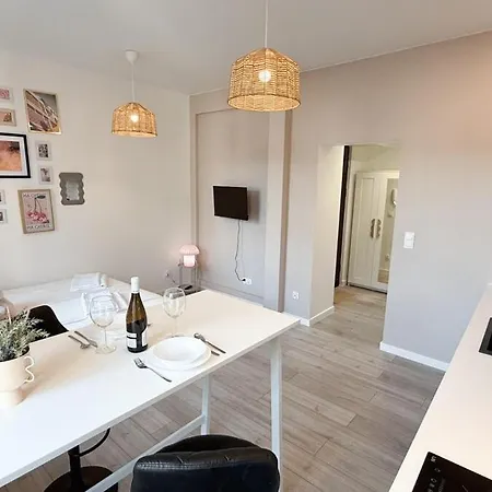 Lägenhet Stylish On A Historic & Trendy Street Bydgoszcz